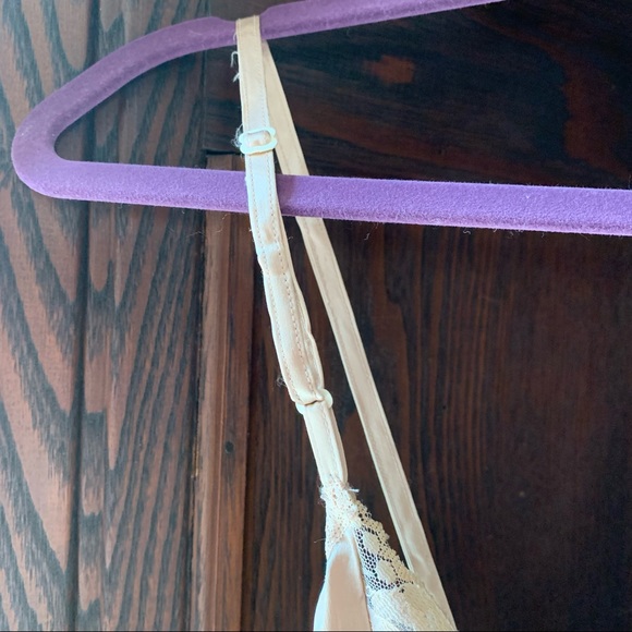 Tracy 100%silk lacy deep v slip in champagne -Large - Picture 3 of 16